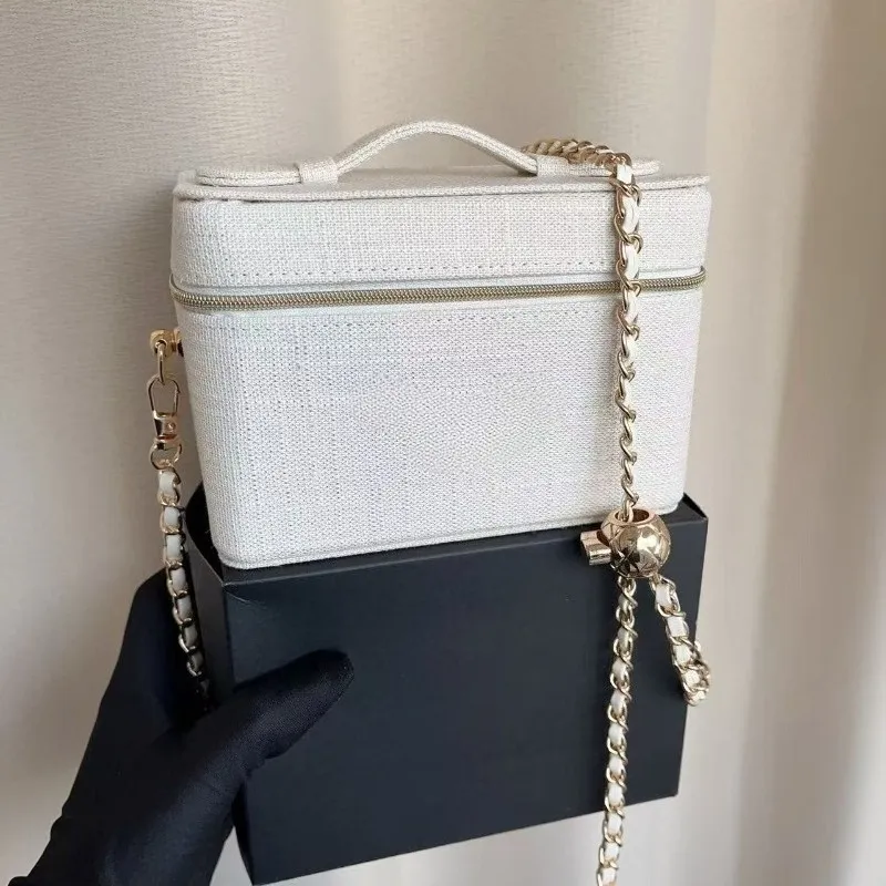 Luxury Bags Edit - 2025 Noel Sınırlı Üretim Makyaj Çantası