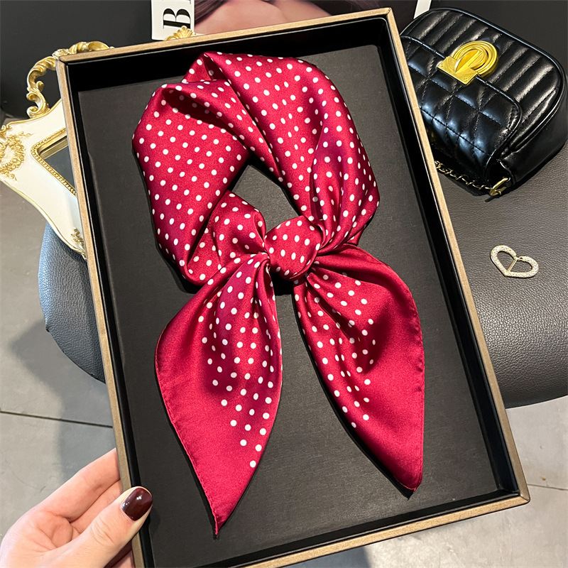 Lüks yeni baskılı atkılar kadı - Luxury Bags Trending incelemesi ve fiyatı