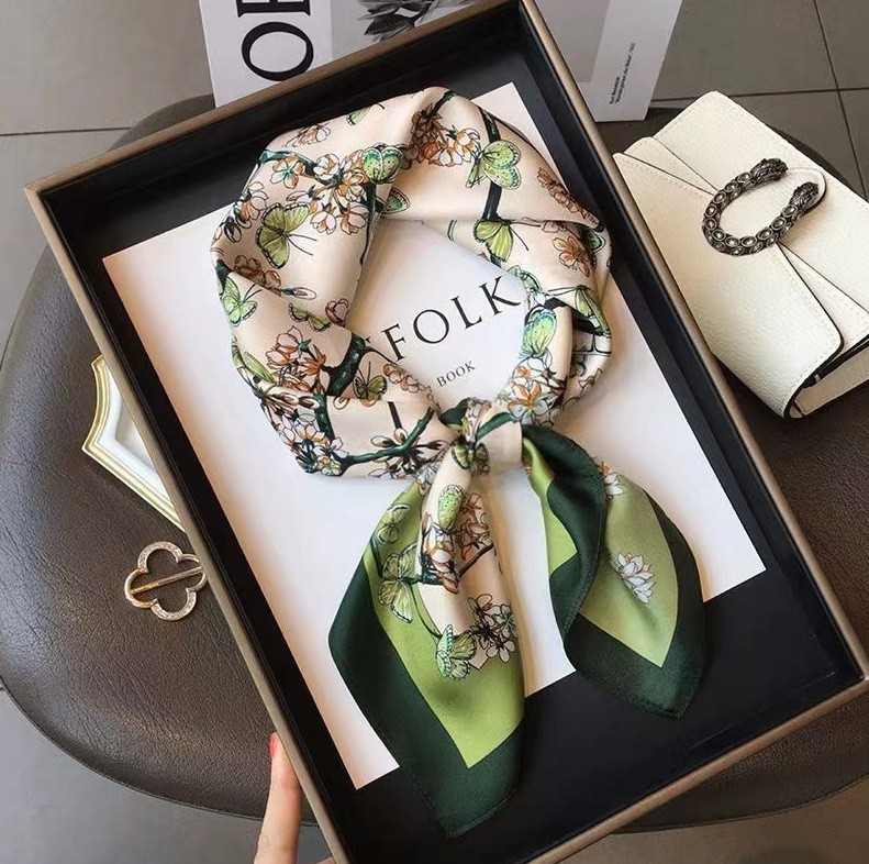 Lüks Moda Baskı 70*70 cm Ipek  - Luxury Bags Trending incelemesi ve fiyatı